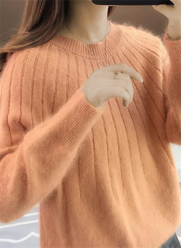 Ribbed Knit Sweater with Crew Neckline Long Sleeves