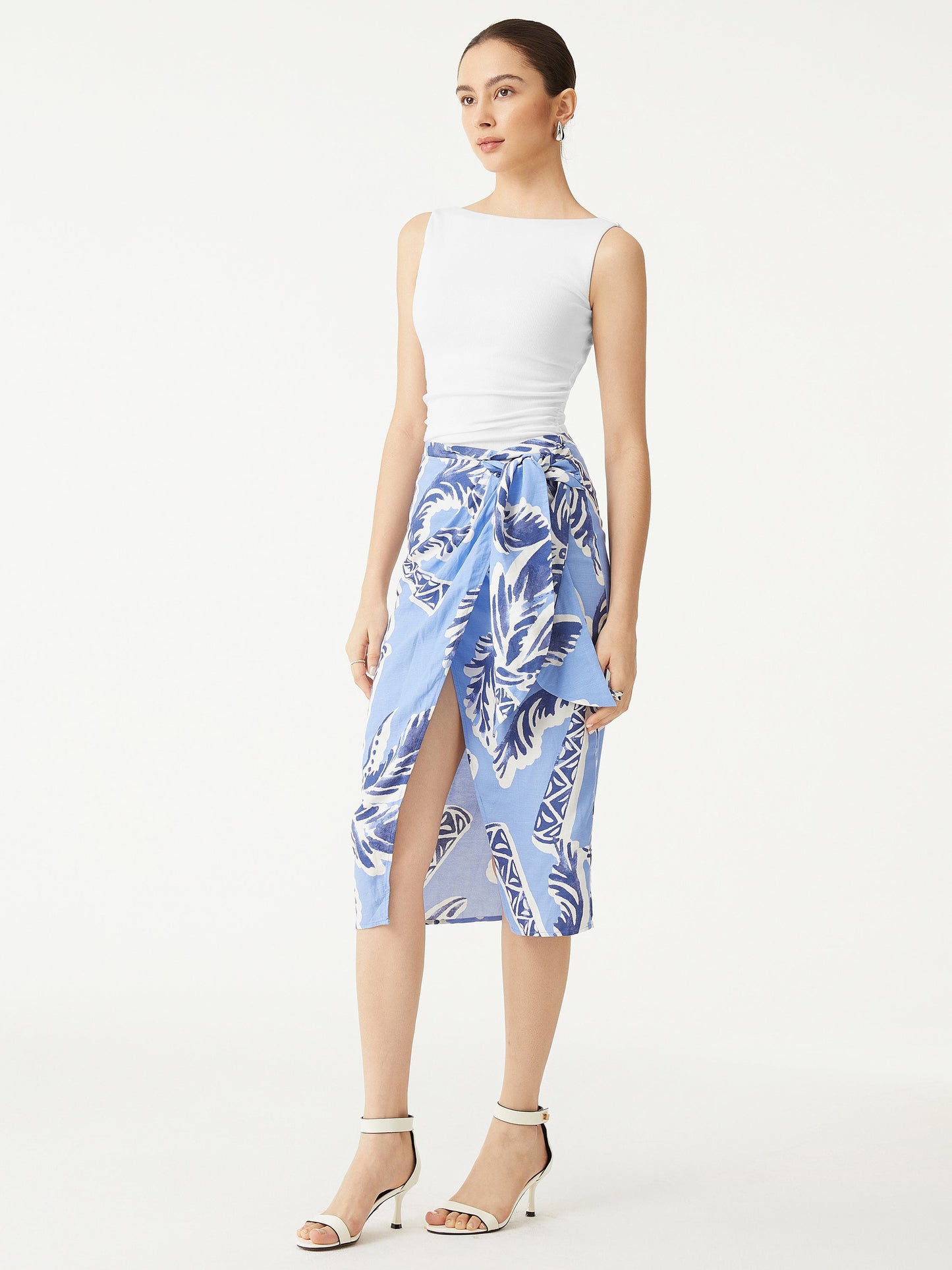 Boat Neck Ribbed Fitted Tank Top with Built-in Bra