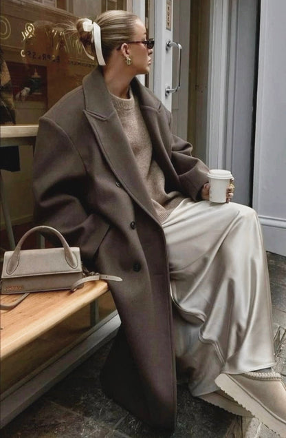 Double-Breasted Long Coat with Notched Lapels and Front Button Closure