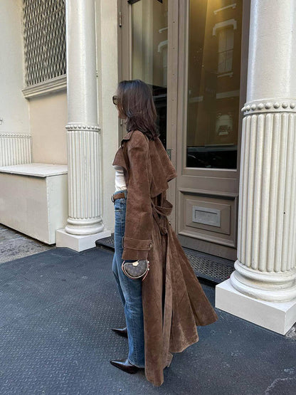 Brown Trench Coat with Notched Lapels and Double-Breasted Closure