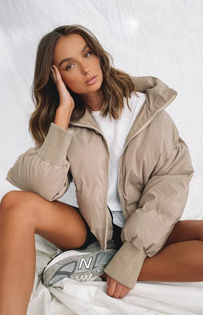 Oversized Short Puffer Jacket with Zip-Up Closure and Ribbed Cuffs