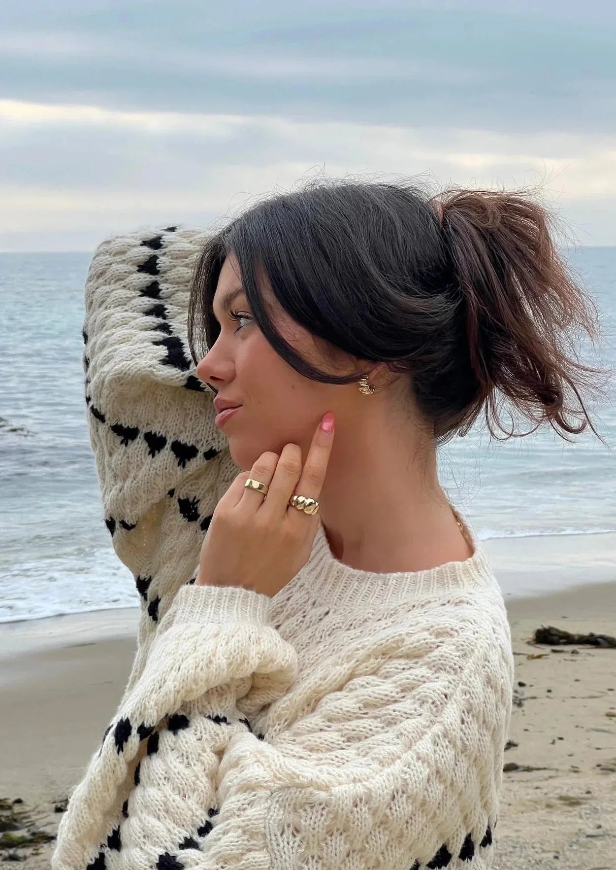 Round Neck Balloon Sleeve Textured Knit Sweater